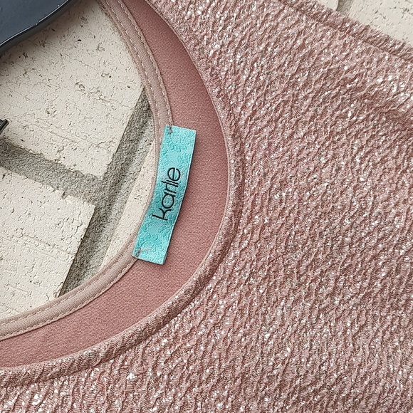 Gold Top - Picture 5 of 7